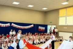 3200D59D-6DCA-4BB4-83C1-3E81E94BD6B1