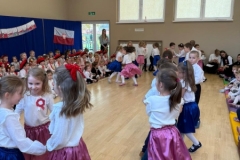 4966A533-399C-4331-A9C4-42701CD31550